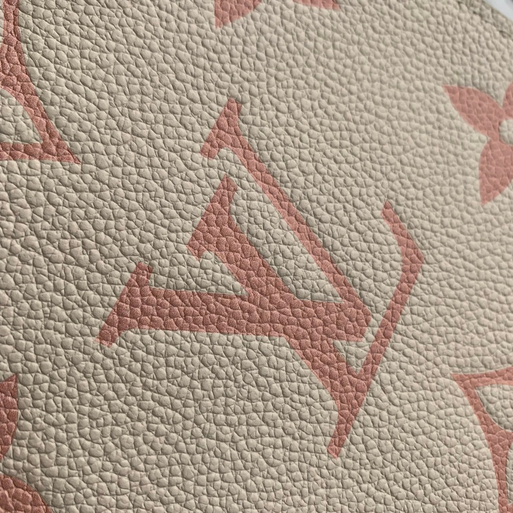 Louis Vuitton Petit Sac Plat