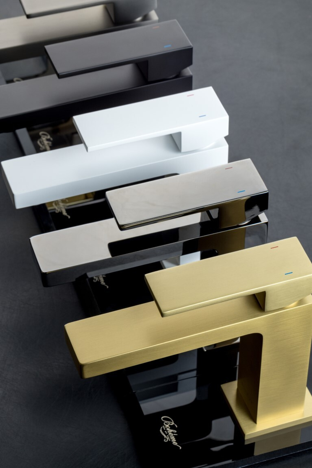 Boheme Cмеситель для умывальника Qubic Shine Gun Metal