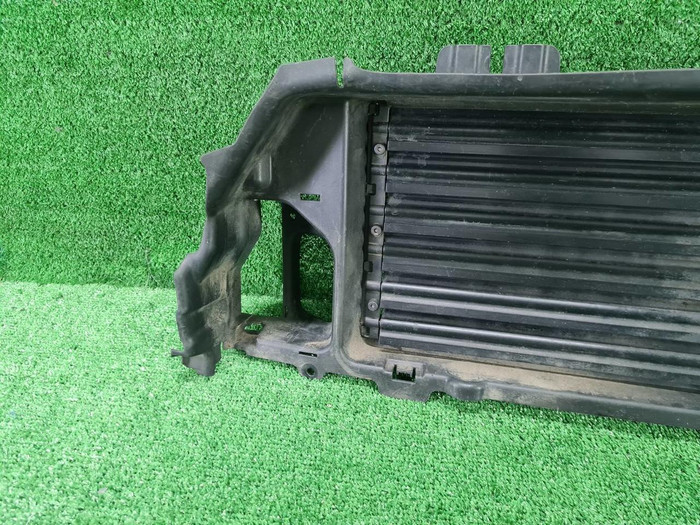 Воздуховод радиатора Volvo XC90 2 (2014-н.в.)