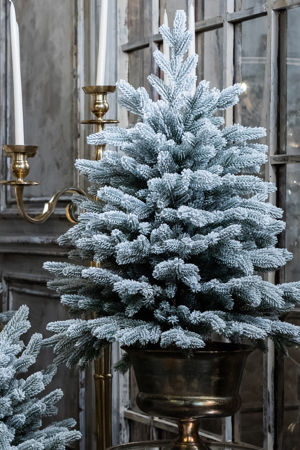 Ель искусственная настольная Версальская заснеженная