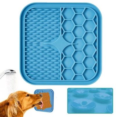 Лизательный коврик для домашних животных M-PETS, размер 21х21 см, цвет голубой