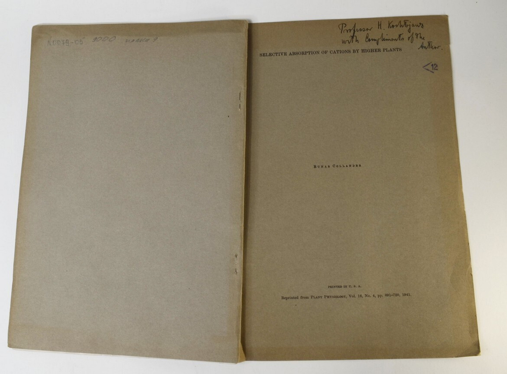 Selective abortion of cations by Higher Plants. Runar Collander 1941 г. Автограф Коштоянца Х.