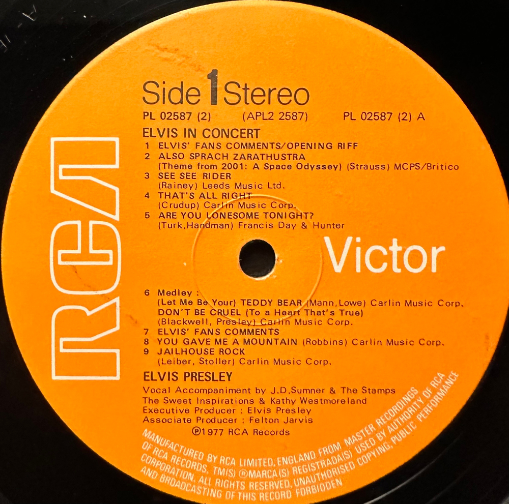 Elvis Presley - Elvis In Concert 2LP (Англия 1977г.)