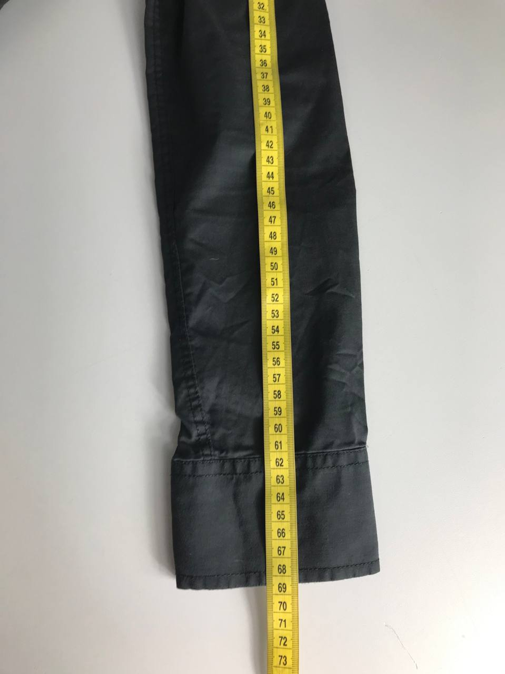 Рубашка Colin's приталенная, маркировка L, визуально на 50 размер