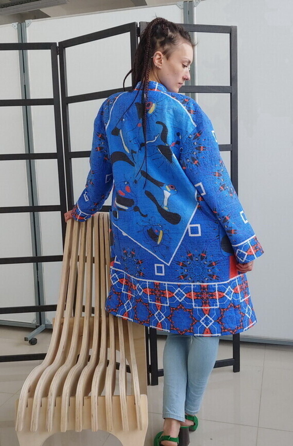 Пальто "Миро", по мотивам живописи художника сюрреалиста Жоана Миро