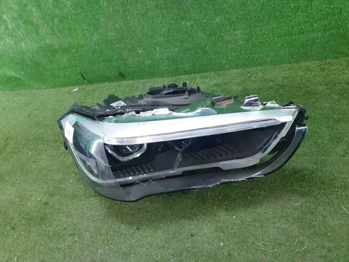Битая Фара правая BMW X1 F48 (2019-2022) LED