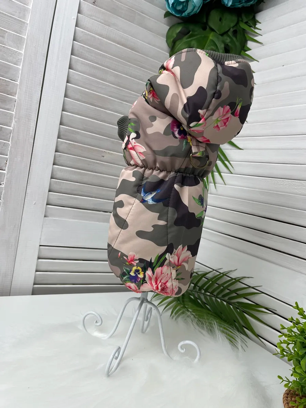 Утепленный жилет для собак и кошек