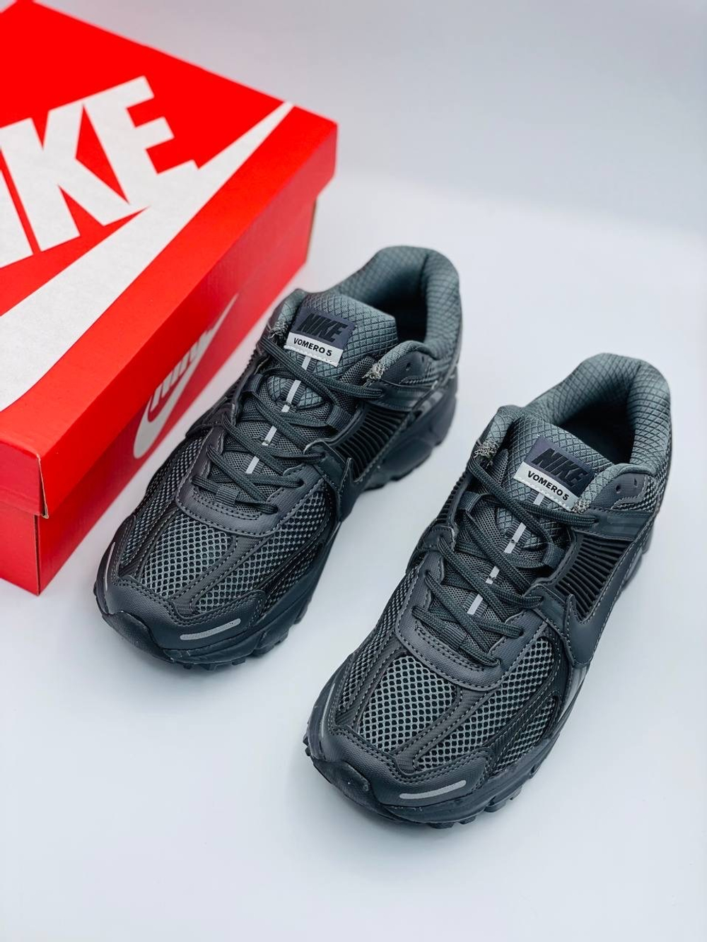 Кроссовки мужские Nike Air Zoom Vomero 5 Cobblestone