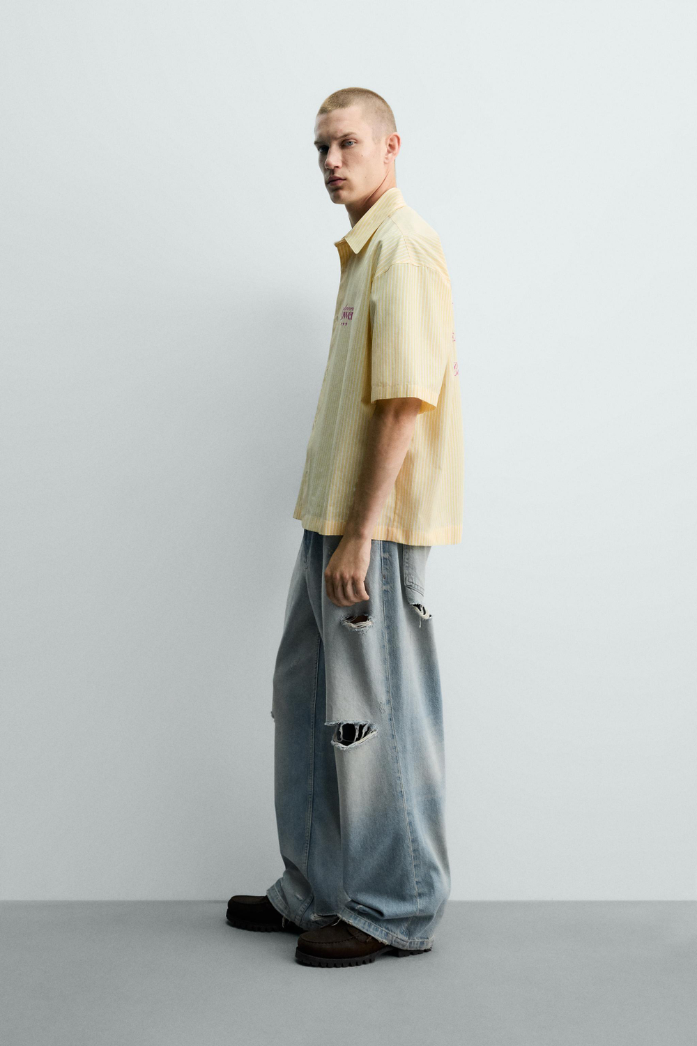 ZARА РУБАШКА BOXY FIT С ТЕКСТОВЫМ ПРИНТОМ, ЖЕЛТЫЙ