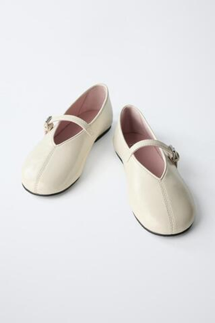 ZARA ЛАКИРОВАННЫЕ БАЛЕТКИ, ЭКРЮ
