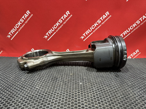 Поршень с шатуном 2019г