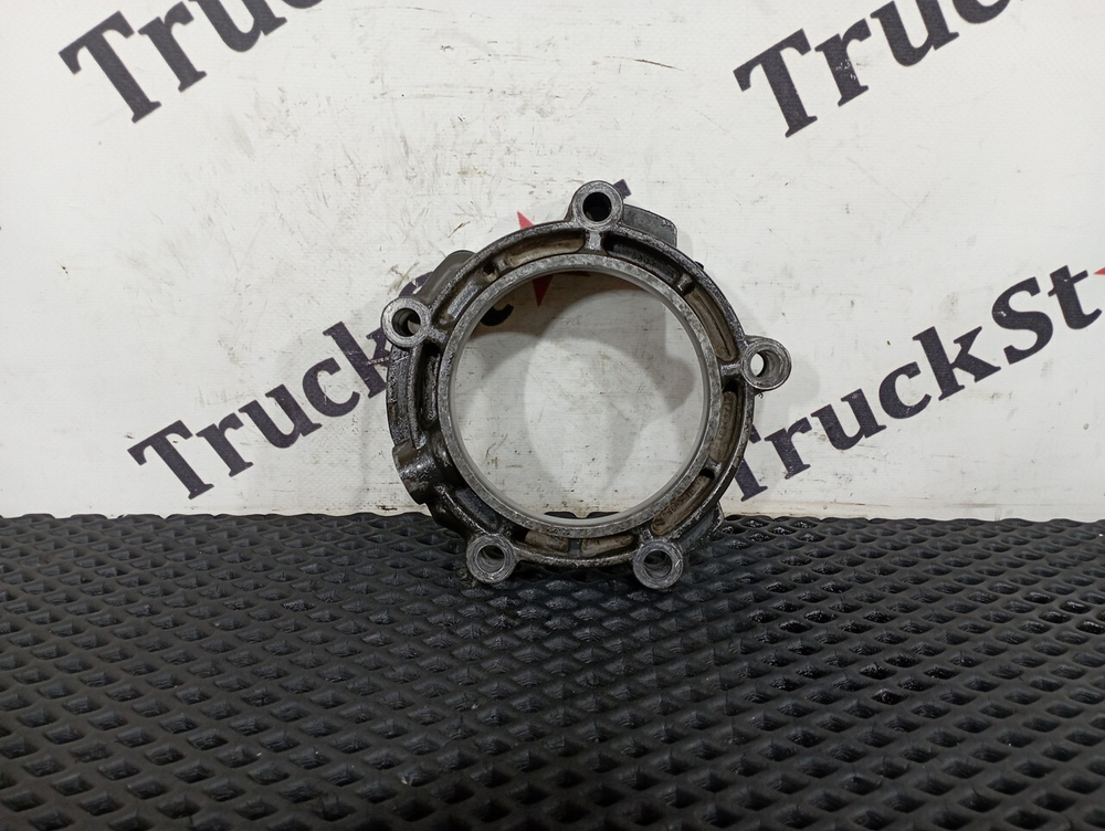 Крышка подшипника планетарной передачи