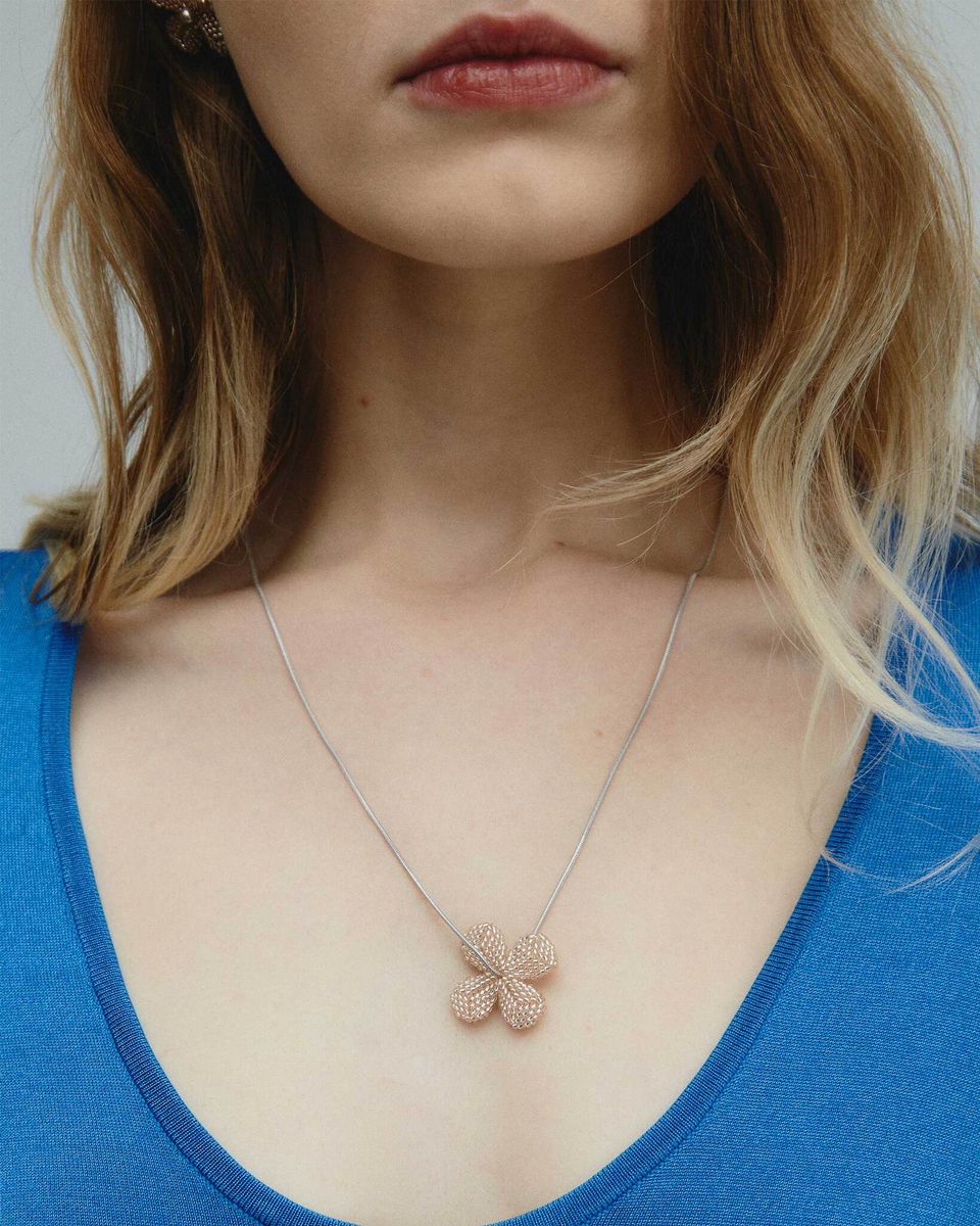 Подвеска Beaded Flower Nude