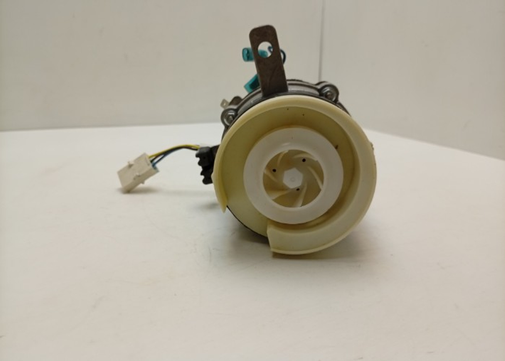 DW1455FI ктп10 Циркуляционный насос для посудомоечной машины Teka YXW48-2F-3 б/у