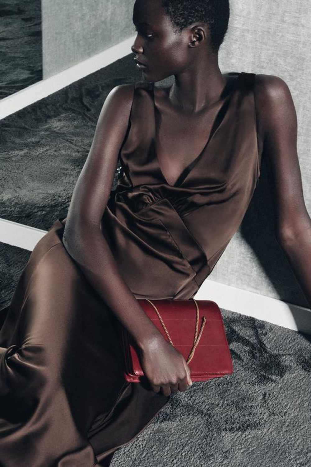 ZARA КОЖАНАЯ СУМКА С ПЛЕЧЕВЫМ РЕМНЕМ, КРАСНЫЙ