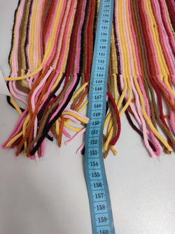 Шарф в яркую полоску