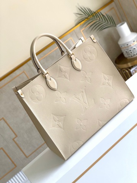 Louis Vuitton Onthego GM