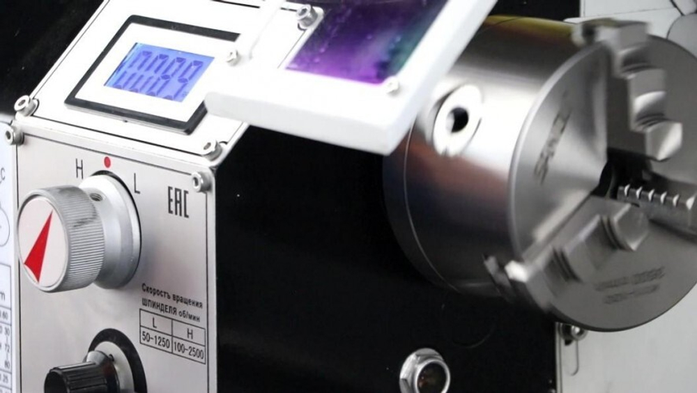 Станок токарный Visprom SPV-210x400-G 39001700