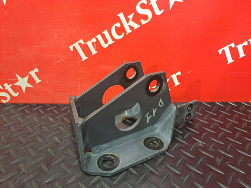 Кронштейн стойки стабилизатора заднего