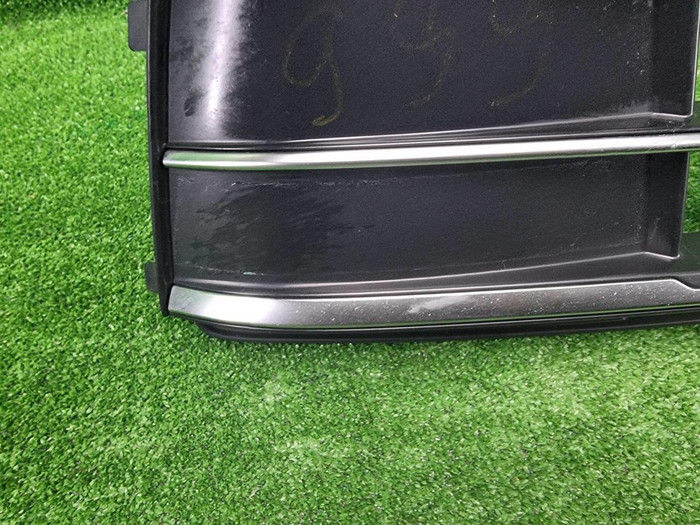 Решетка бампера правая Audi Q5 2 80A 17-20 S-line