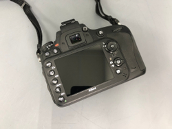 Nikon D610 123.000 кадров