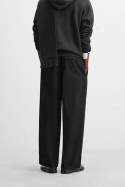 ZARA БРЮКИ С ЗАЩИПАМИ, ЧЕРНЫЙ