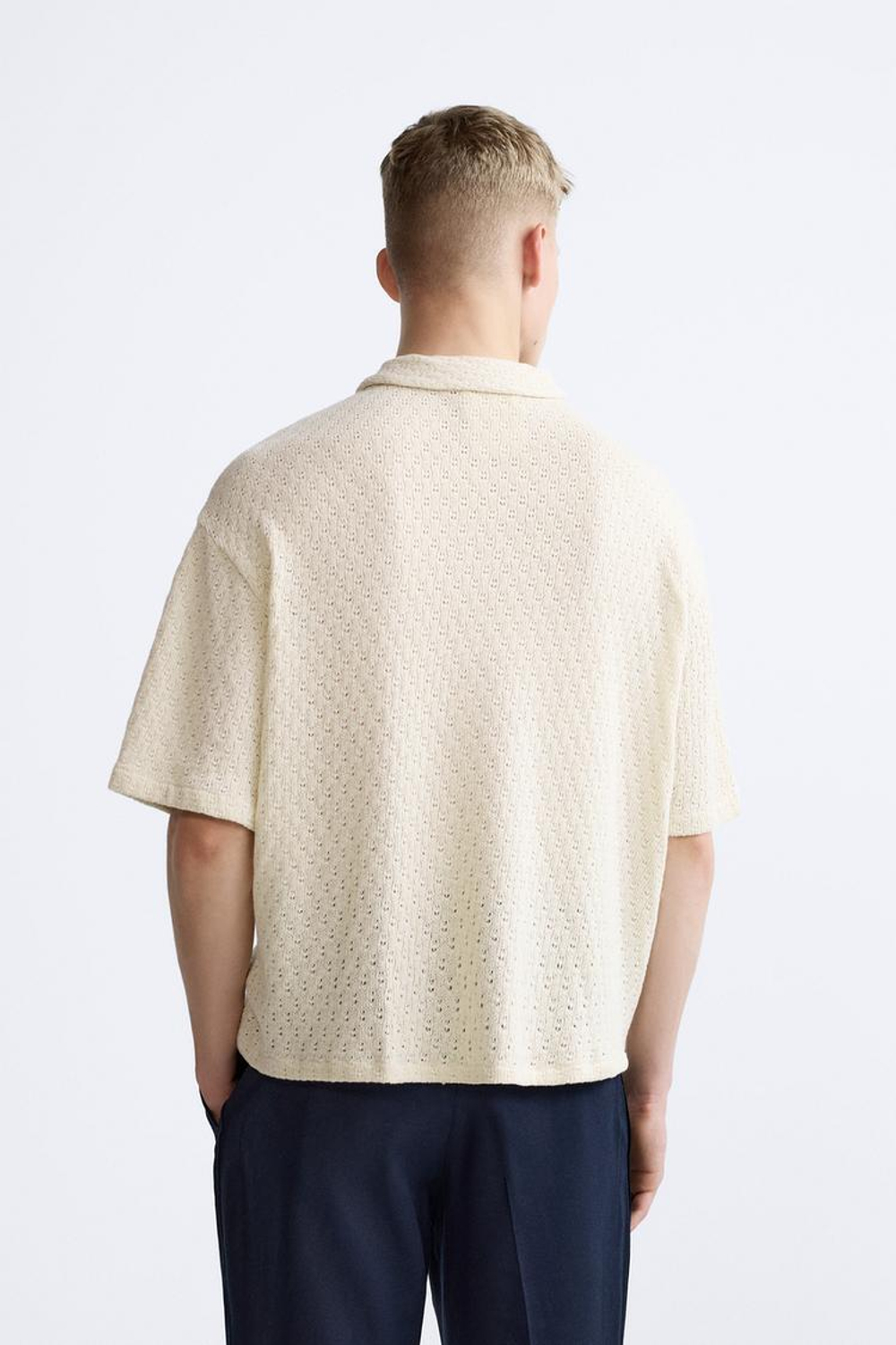 ZARA ПОЛО ИЗ ТКАНИ С РЕЛЬЕФНЫМ УЗОРОМ, ЖЕЛТОВАТО-БЕЛЫЙ