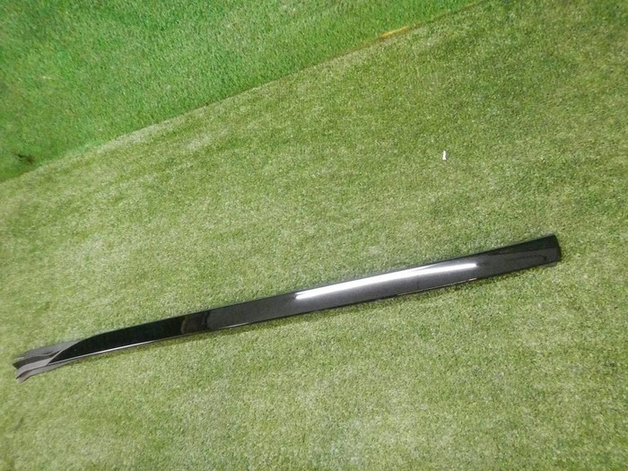 Накладка стойки лобового стекла правая BMW X5 G05 (2018-н.в.)