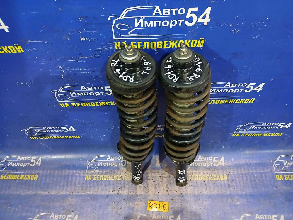 Стойка задняя правая Honda CRV 1996