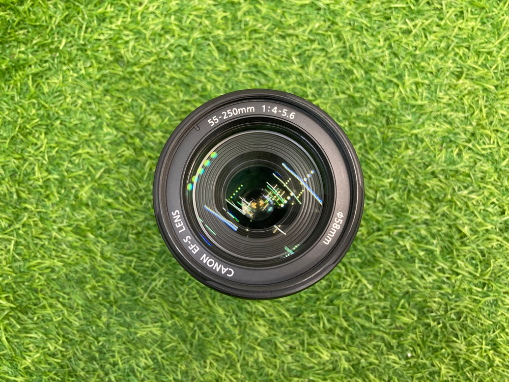 Canon EF-S 55-250mm 4.0-5.6 IS