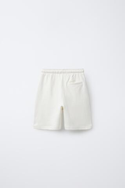 ZARA ШОРТЫ C КОНТРАСТНЫМИ КРОМКАМИ, ЭКРЮ