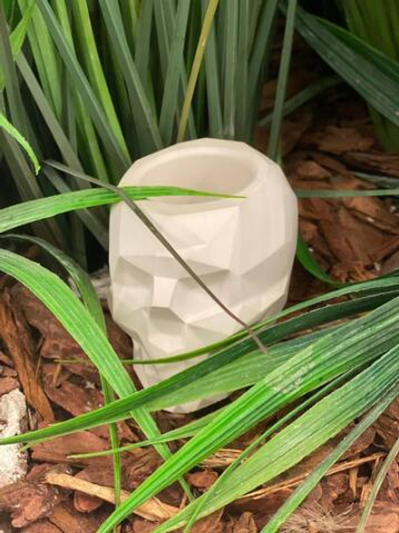 Кашпо Череп