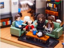 Конструктор LEGO Ideas 21328 Seinfeld Сайнфелд