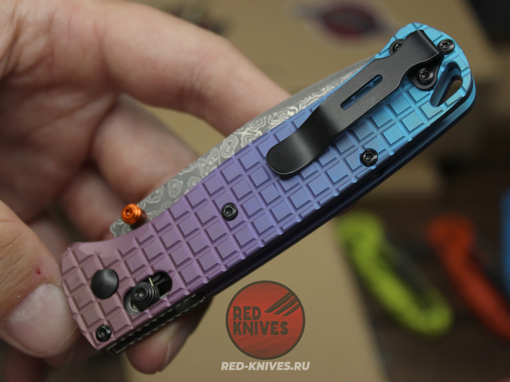 Нож Benchmade 535 Bugout Frag Titanium Damascus A+++ - разноцветный титан, клинок дамаск