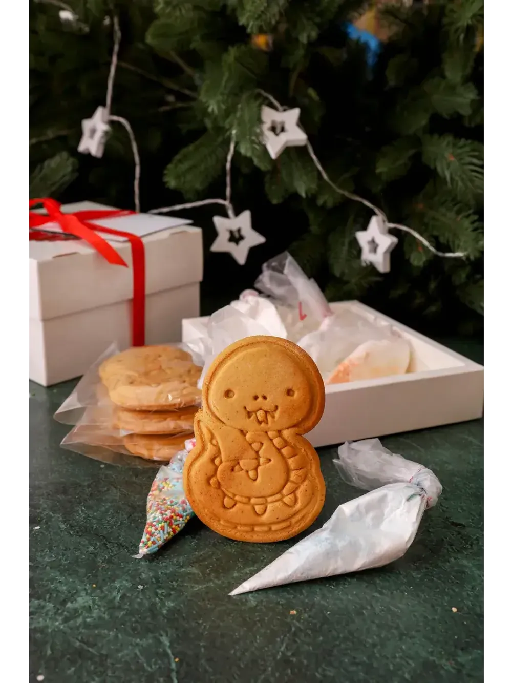 Имбирные пряники "Змея" мастер-класс