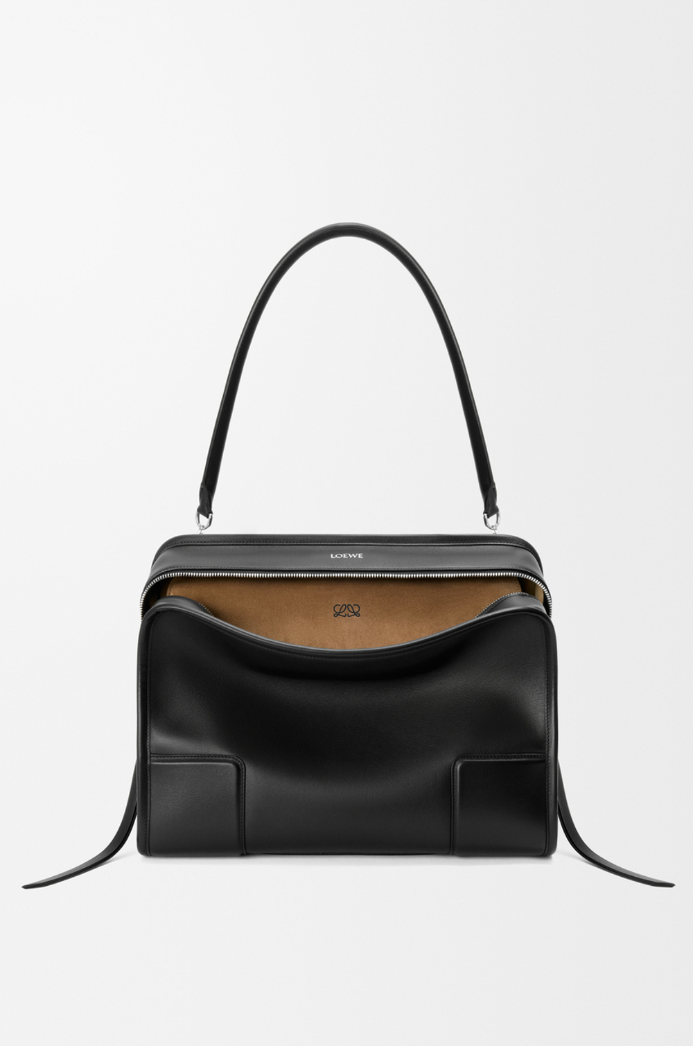 Loewe Большая сумка Amazona 180 из мягкой телячьей кожи, черный