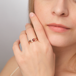 Кольцо «Стрекоза» из красного золота с гранатами и эмалью