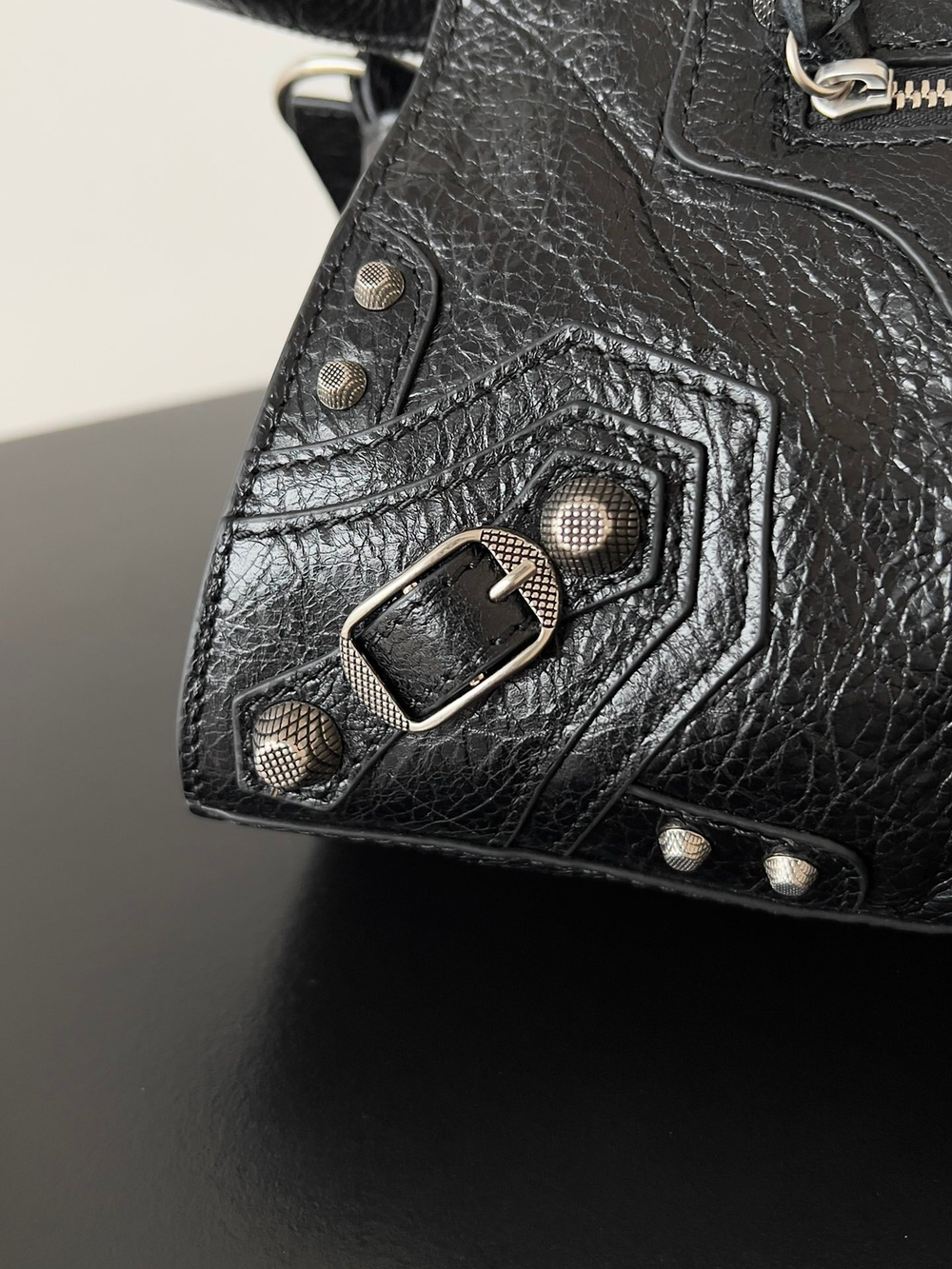 Balenciaga Neo Cagole City Small Bag 26 cm