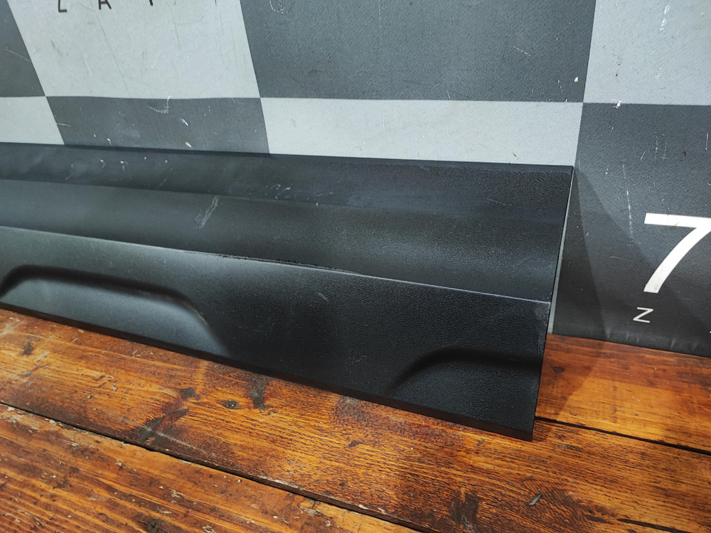 Накладка двери передней левой Volkswagen Taos 20-нв Б/У Оригинал 2GL854939