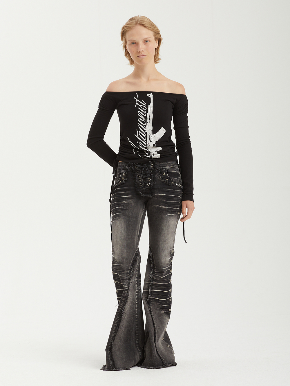 Топ Havoc Black Gun Graphic Off Shoulder