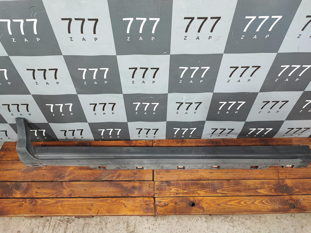 Накладка порога правого Ford Kuga 2 (CBS) 12-19 Б/У Оригинал CV44S10154A