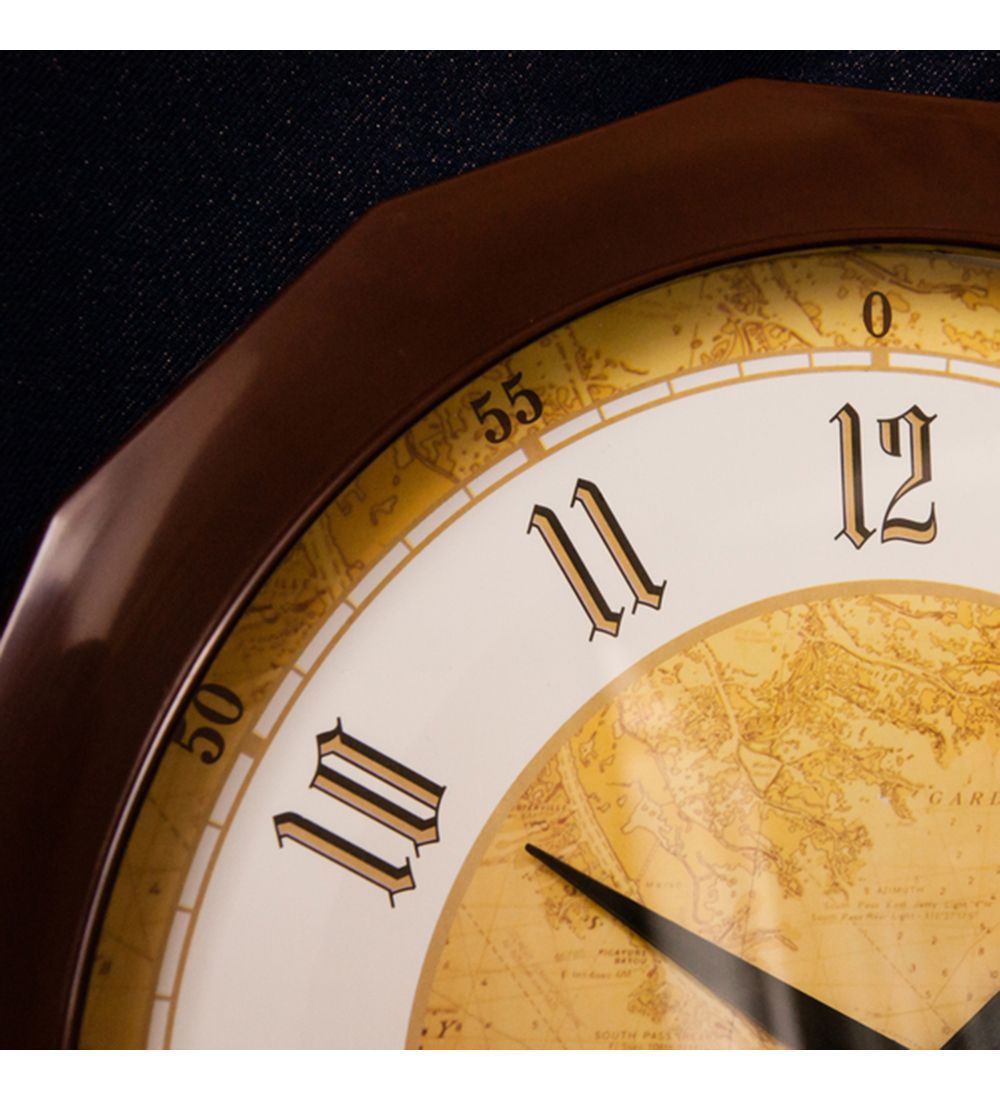 Салют SLT-168 Часы настенные «КАРТА»