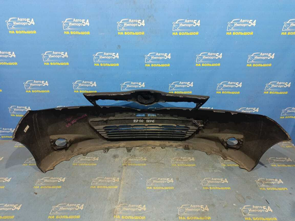 Бампер передний TOYOTA VITZ 2010-2014