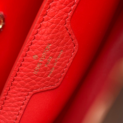 Louis Vuitton Capucines MM