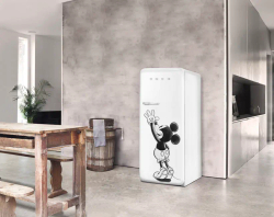 Холодильник Smeg FAB28RDMM3