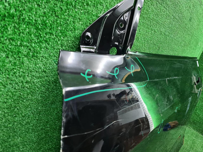 Дверь передняя левая Tesla Model Y (2020-н.в.)