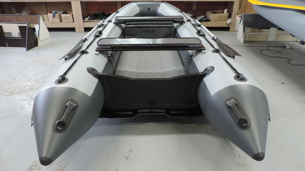 Лодка ПВХ COMPAS 420 V