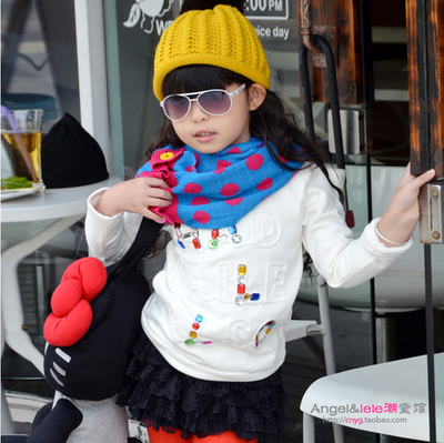 Толстовка детская с надписью кристаллами