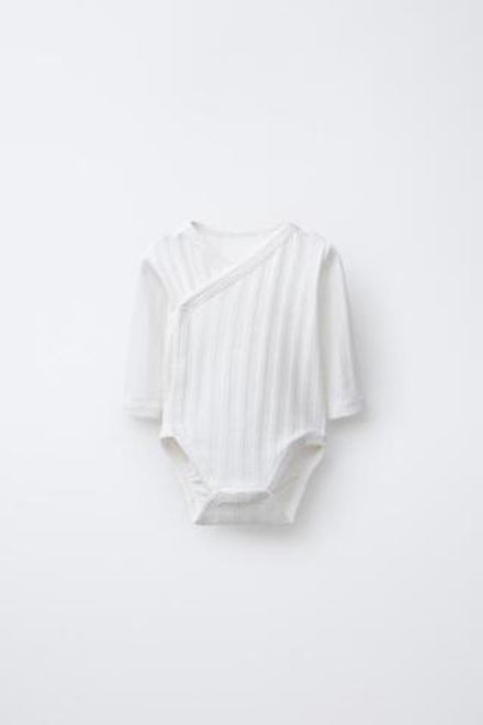 ZARA 0-6 МЕСЯЦЕВ/ НАБОР ИЗ ТРЕХ БОДИ С ДЛИННЫМИ РУКАВАМИ И ВОРОТНИКОМ КИМОНО, РОЗОВЫЙ