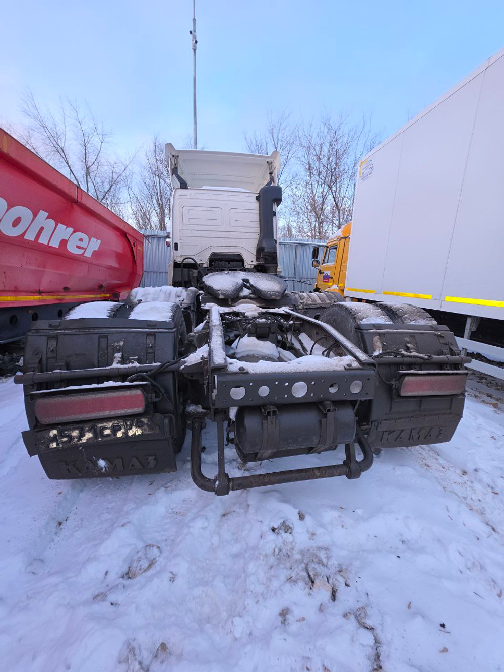КамАЗ 65206 6x4 Седельный тягач 65206-T5 (Дизельный, 12,0 л, 428 л.с., МТ)